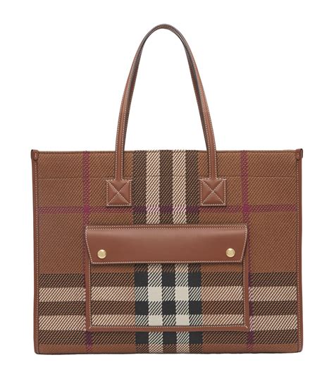 burberry medium tote skinny handles|burberry medium freya bag.